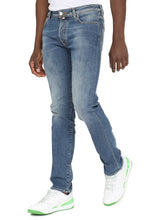 Load image into Gallery viewer, Bard slim fit jeans