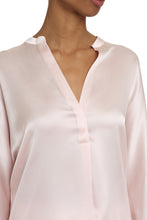 Load image into Gallery viewer, Silk blouse
