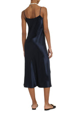 Load image into Gallery viewer, Satin dress