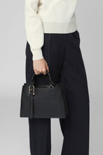 Load image into Gallery viewer, Nuvola M Leather handbag