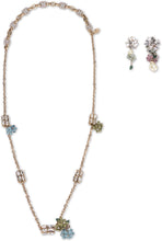 Load image into Gallery viewer, Jewelry with flower and crystal details
