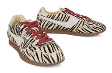 Load image into Gallery viewer, Striped sneakers