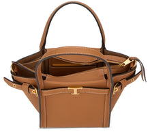 Load image into Gallery viewer, Elegant and versatile brown leather bag