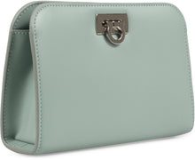 Load image into Gallery viewer, Diana leather clutch