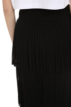 Load image into Gallery viewer, Fringed knit skirt
