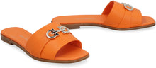 Load image into Gallery viewer, Leather flat sandals
