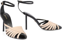 Load image into Gallery viewer, Ermelia leather sandals
