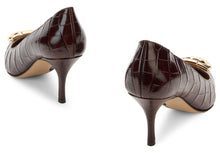 Load image into Gallery viewer, Décolleté in leather
