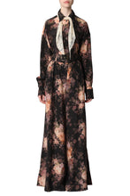 Load image into Gallery viewer, Illustration Tuck Silk trousers
