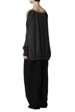 Load image into Gallery viewer, Virgin wool cardigan
