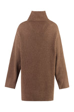 Load image into Gallery viewer, Wool blend pullover
