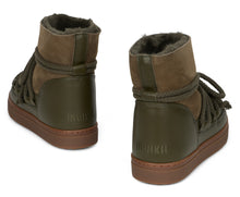 Load image into Gallery viewer, Snow boots
