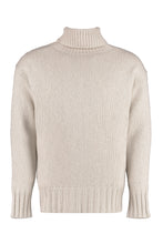 Load image into Gallery viewer, Cashmere turtleneck pullover
