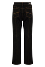 Load image into Gallery viewer, High-waisted jeans
