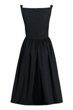 Load image into Gallery viewer, Sunday flared dress
