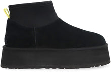 Load image into Gallery viewer, Classic Mini Dipper Ankle boots
