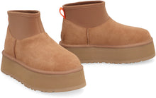 Load image into Gallery viewer, Classic Mini Dipper boots
