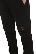 Load image into Gallery viewer, Technical fabric pants
