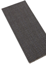 Load image into Gallery viewer, Houndstooth scarf
