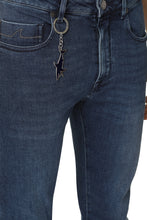 Load image into Gallery viewer, 5-pocket slim fit jeans
