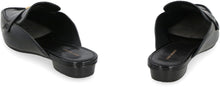 Load image into Gallery viewer, Delicate pointy-toe slippers
