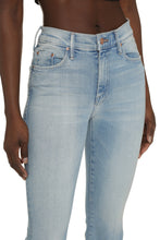 Load image into Gallery viewer, The Weekender Fray 5-pocket jeans
