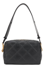 Load image into Gallery viewer, Fleming soft hand bag in leather
