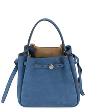 Load image into Gallery viewer, Elegant blue bag with details in laces
