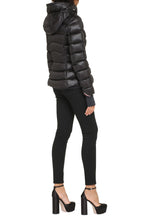 Load image into Gallery viewer, Armonique hooded short down jacket
