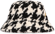 Load image into Gallery viewer, Bucket hat
