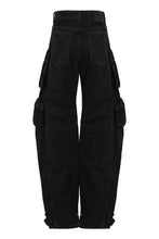 Load image into Gallery viewer, Cargo jeans
