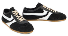 Load image into Gallery viewer, Low sneakers
