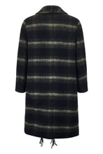 Load image into Gallery viewer, Plaid coat in wool blend

