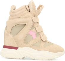Load image into Gallery viewer, Balskee sneakers in suede with high wedge
