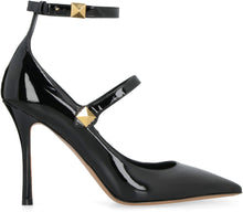 Load image into Gallery viewer, Valentino Garavani - Tiptoe patent leather pumps
