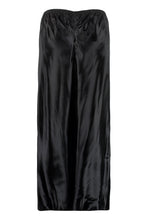 Load image into Gallery viewer, Cropped pants
