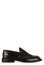 Load image into Gallery viewer, Leather loafers
