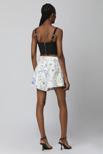 Load image into Gallery viewer, Natura printed linen shorts
