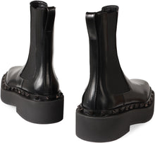 Load image into Gallery viewer, Rockstud M-Way leather chelsea boots
