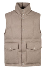 Load image into Gallery viewer, Sleeveless jacket

