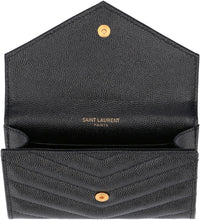 Load image into Gallery viewer, Quilted leather wallet
