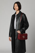 Load image into Gallery viewer, GG Marmont Quilted leather shoulder bag
