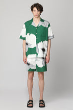 Load image into Gallery viewer, Printed bowling shirt
