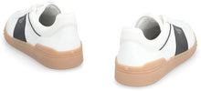 Load image into Gallery viewer, Upvillage leather low-top sneakers
