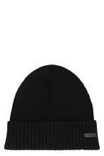 Load image into Gallery viewer, Hat made of virgin wool
