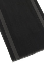Load image into Gallery viewer, Scarf in mixed wool

