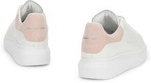 Load image into Gallery viewer, Oversized sneakers in leather
