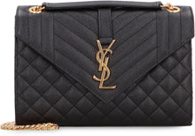 Load image into Gallery viewer, Envelope quilted leather shoulder bag
