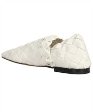 Load image into Gallery viewer, Leather slippers
