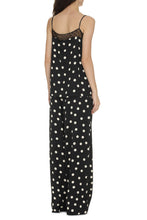 Load image into Gallery viewer, Satin trousers
